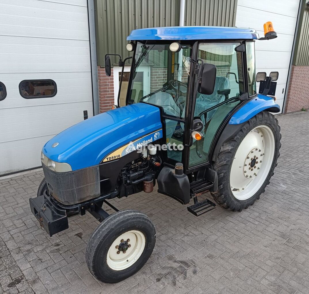 tracteur à roues New Holland TD5010