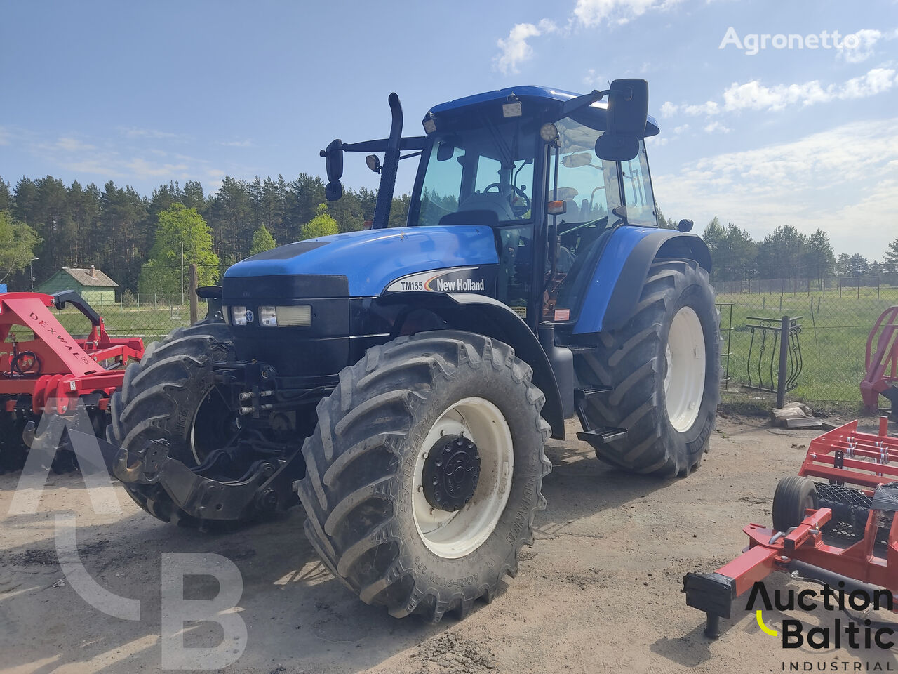 New Holland TM 155 kerekes traktor