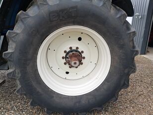 Traktor roda New Holland TM190 4WD dijual - Gambar 17 | Agroline ID Traktor roda New Holland TM190 4WD | Gambar 17 - Agroline