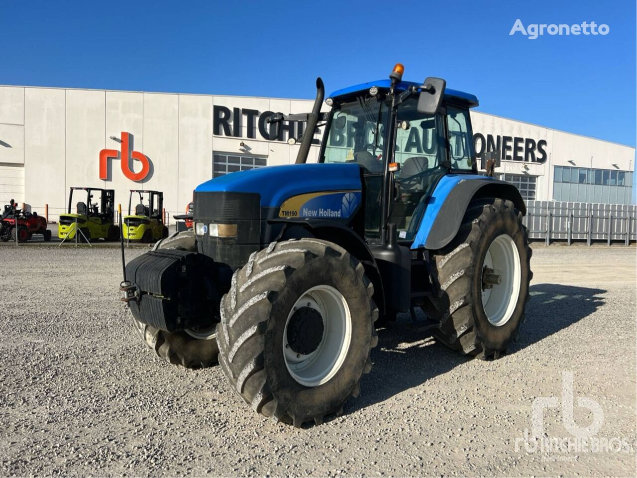 tractor cu roţi New Holland TM190DT