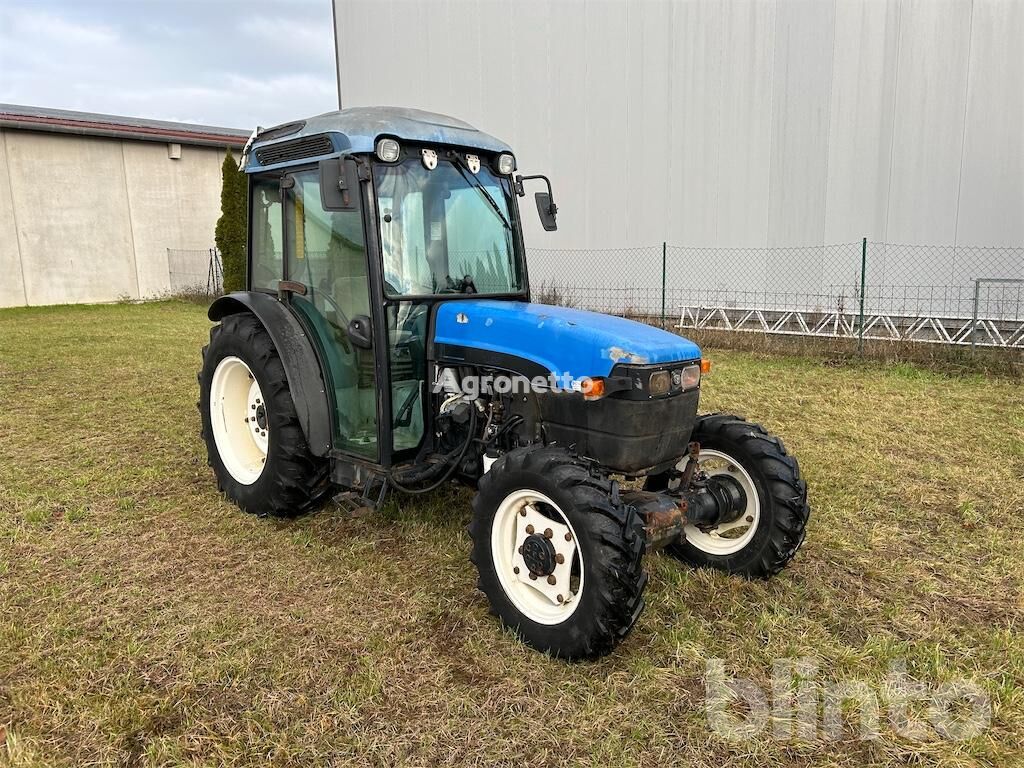 New Holland TN70F tractor de ruedas