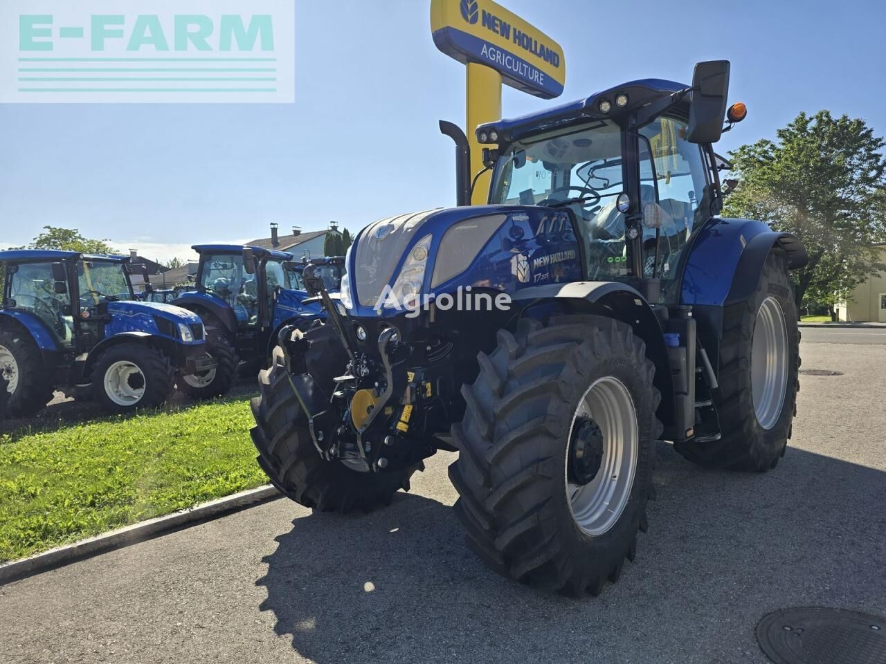 Máy kéo bánh lốp New Holland t7.225 auto command sidewinder ii (stage v) - Agroline