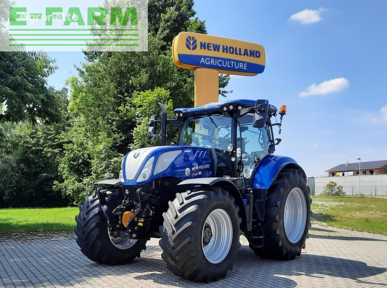 трактор колесный New Holland t7.225ac my18