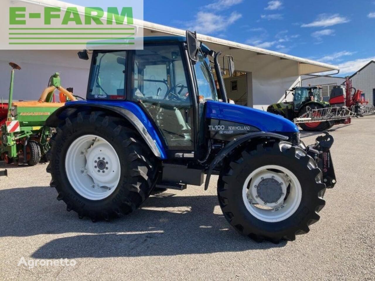 New Holland tl 100 wielen trekker