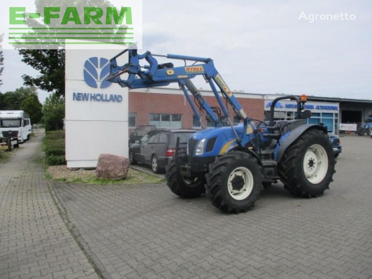 kolesový traktor New Holland tn70 a niedrige bauhöhe