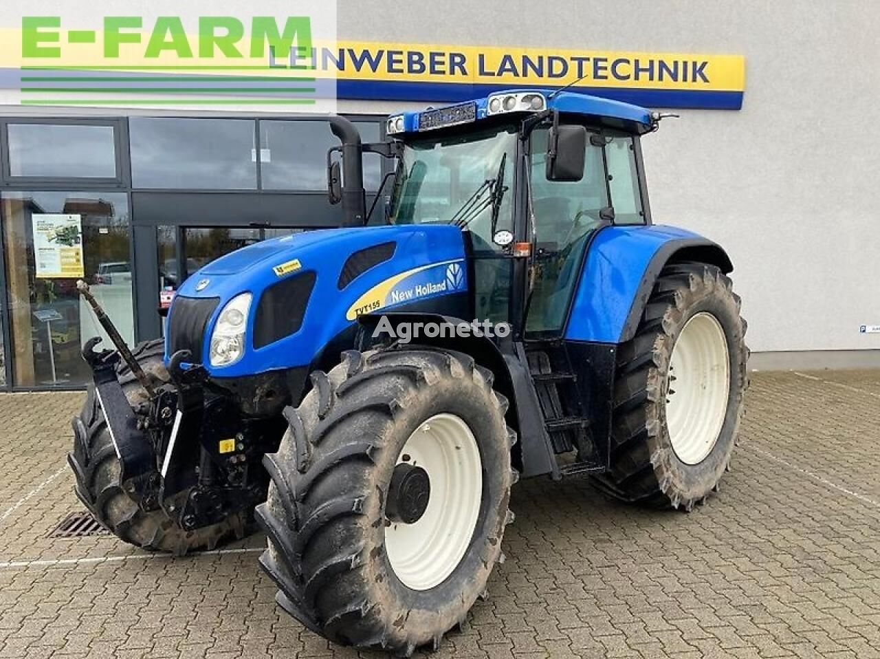 휠 트랙터 New Holland tvt 155