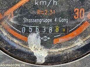 trator de rodas Renault R3143