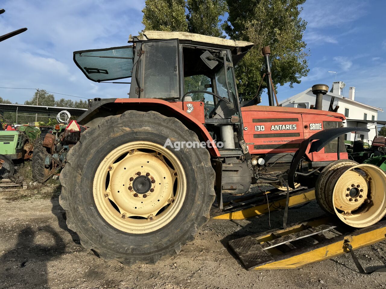 tracteur à roues SAME Antares 130 pour pièces détachées