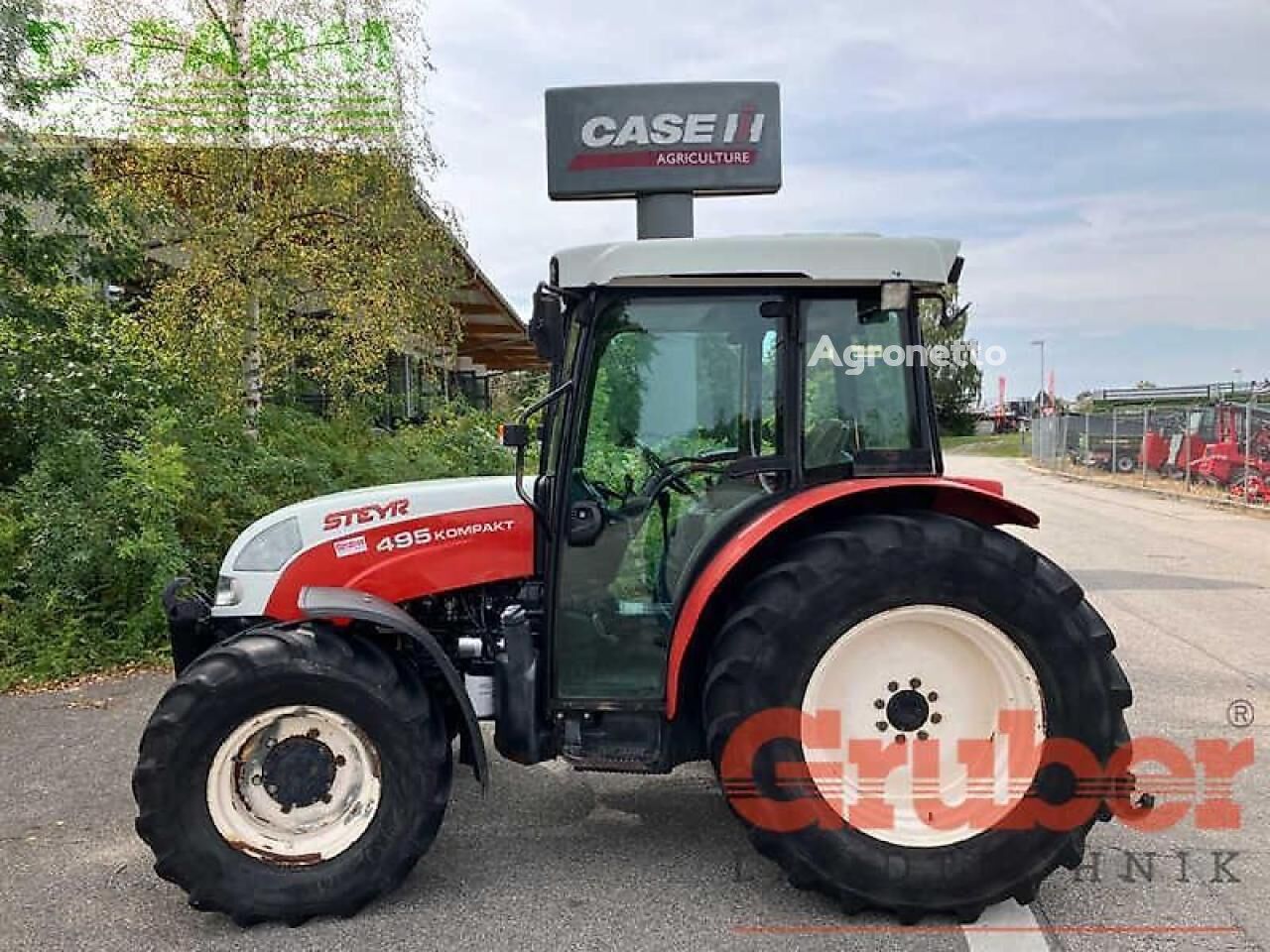 tracteur à roues Steyr 495