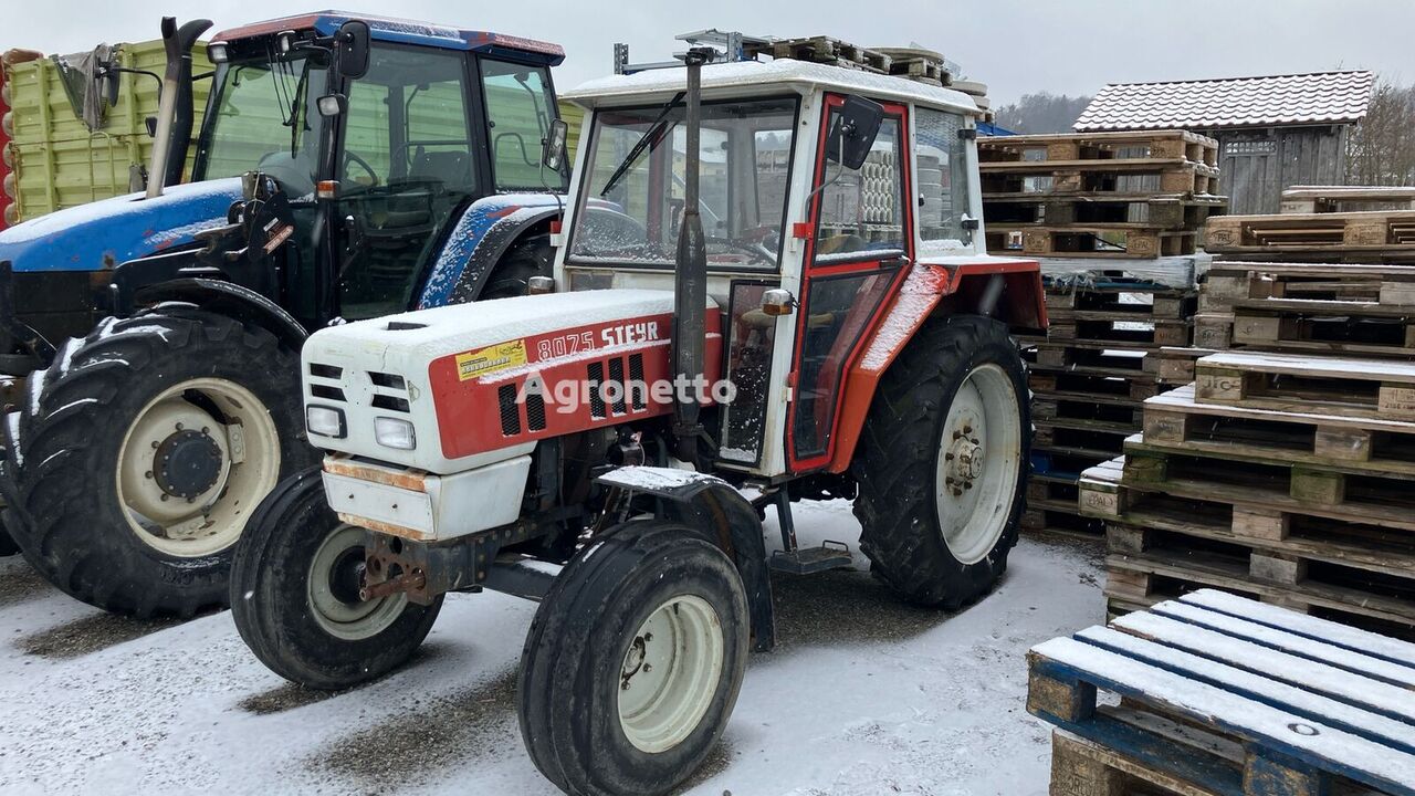 Steyr 8075 tractor de ruedas