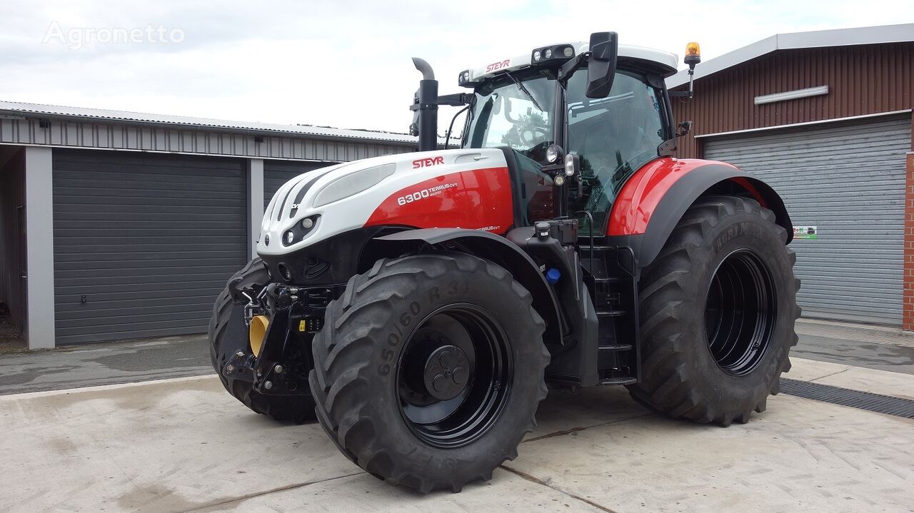 Steyr Terrus 6270 CVT wheel tractor