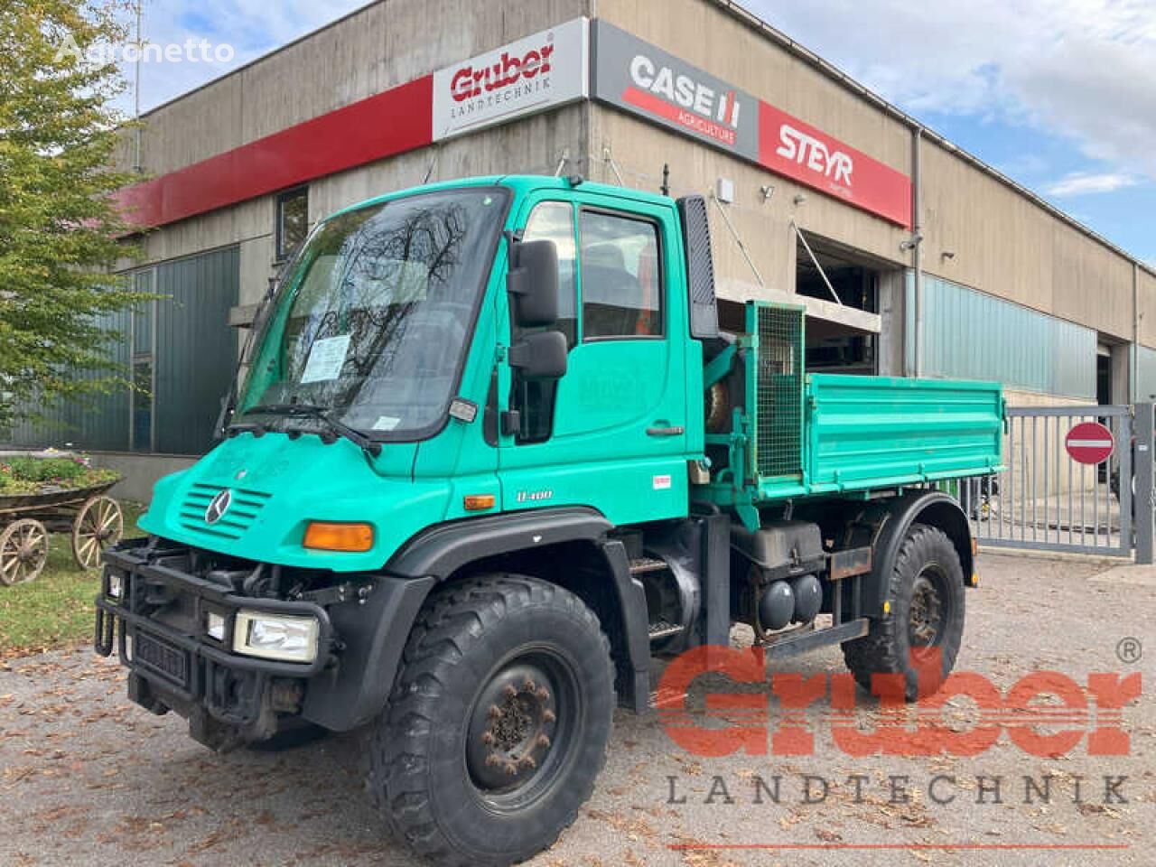 трактор колесный Unimog U 400