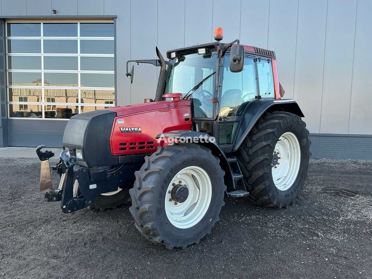 Valtra 6850-4 Hitech wheel tractor