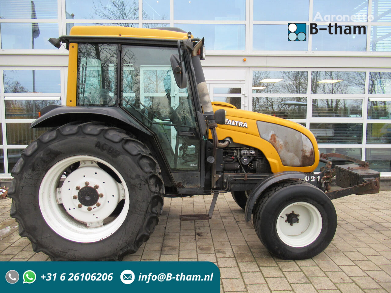 tracteur à roues Valtra A75 4x2 + Fronthef VALMET