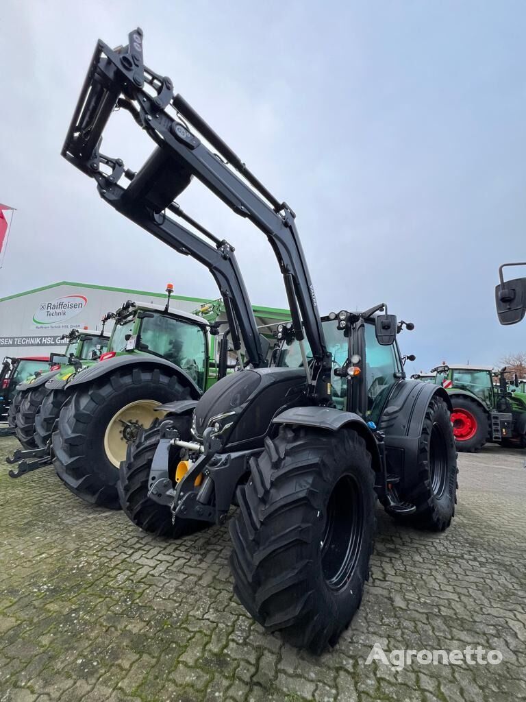 Valtra N 175 Active wheel tractor