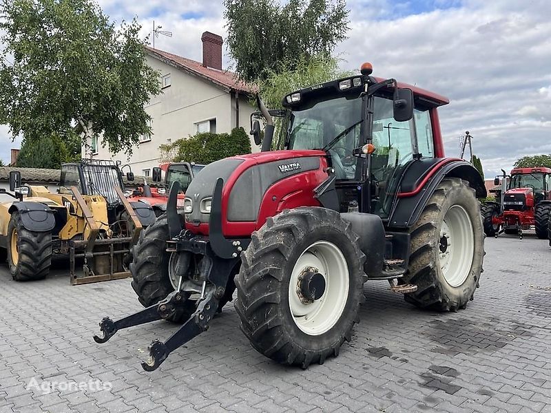 Valtra N121 HiTECH wheel tractor