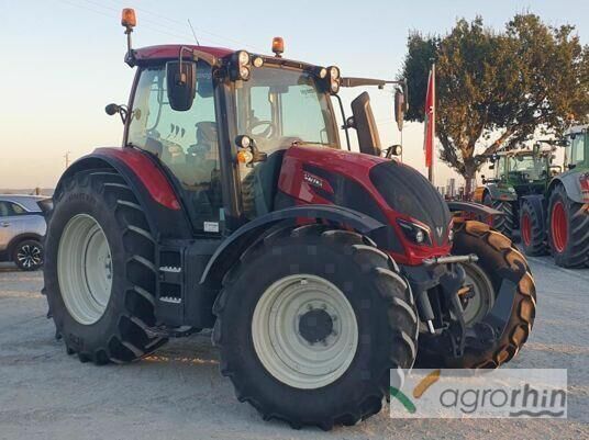 Valtra N134 H5 wheel tractor