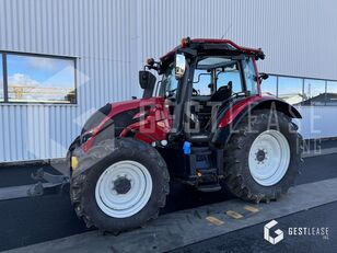 vioittuneet Valtra N135 H5 pyörätraktori