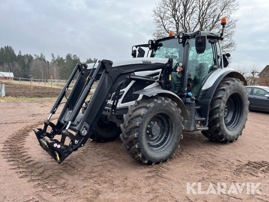 Valtra N154E wheel tractor