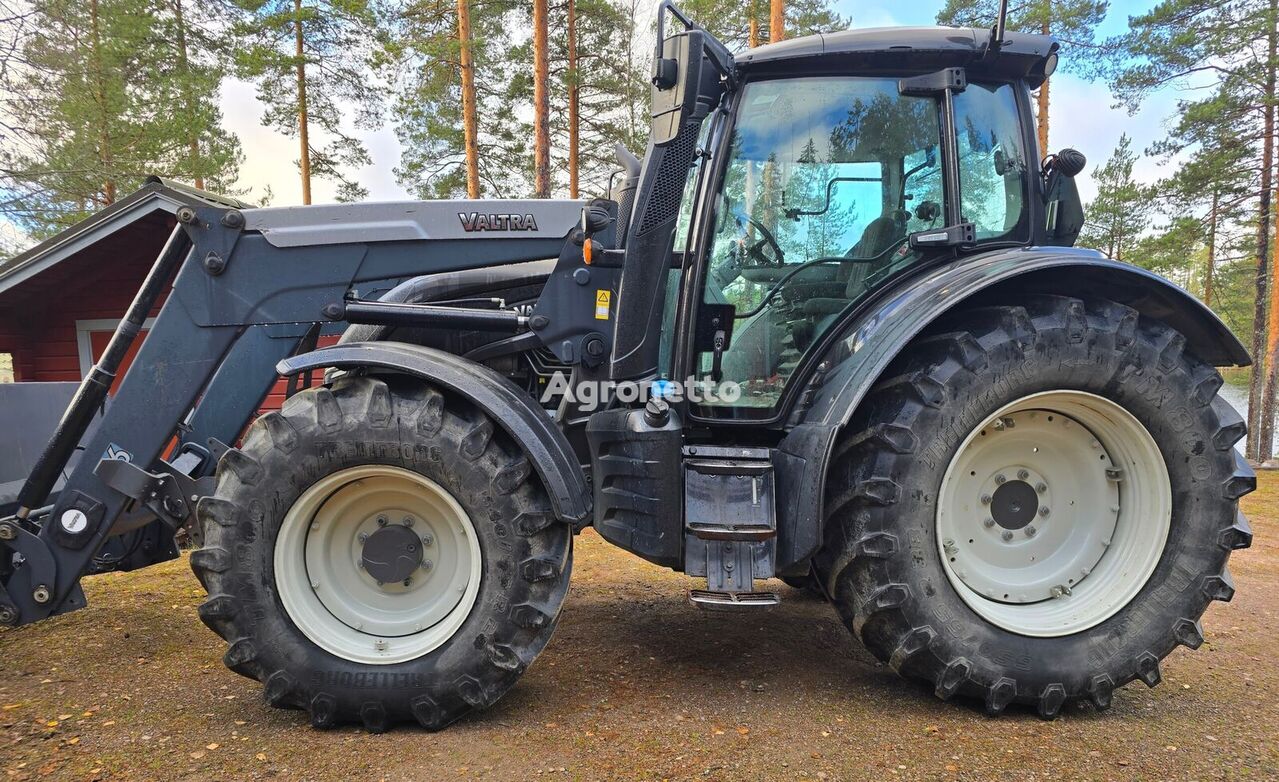 tractor cu roţi Valtra N174 Versu