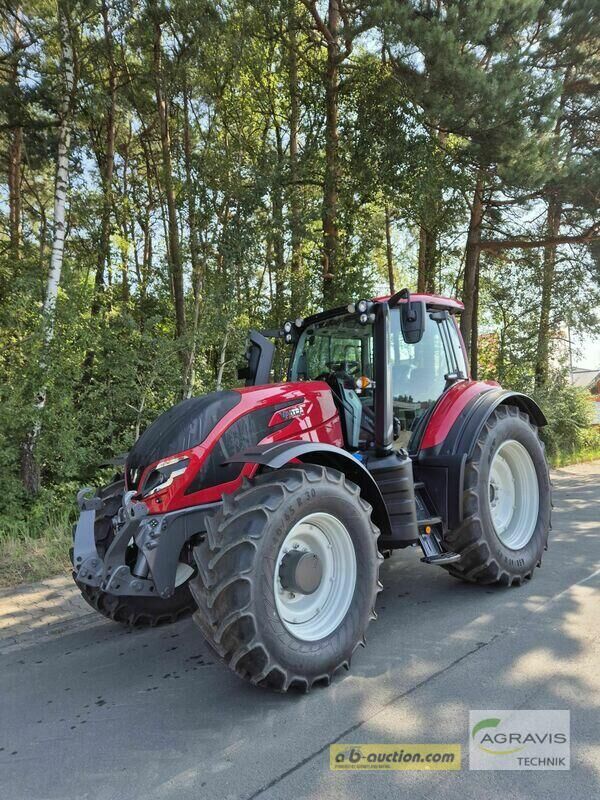 تراکتور چرخ دار Valtra T 215 D DIRECT