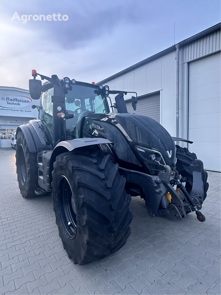 جرار بعجلات Valtra T 234 Direct