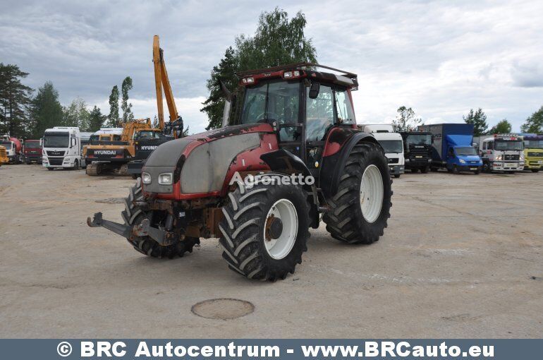 трактор колесный Valtra T190