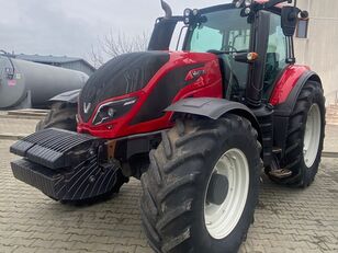 Valtra T194 HiTech wheel tractor