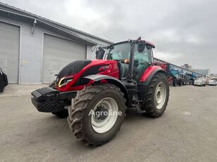Valtra T235 Active v Lizynh hjul traktor