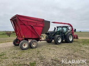 Valtra T235D wheel tractor