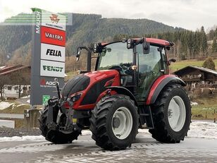tracteur à roues Valtra a 74