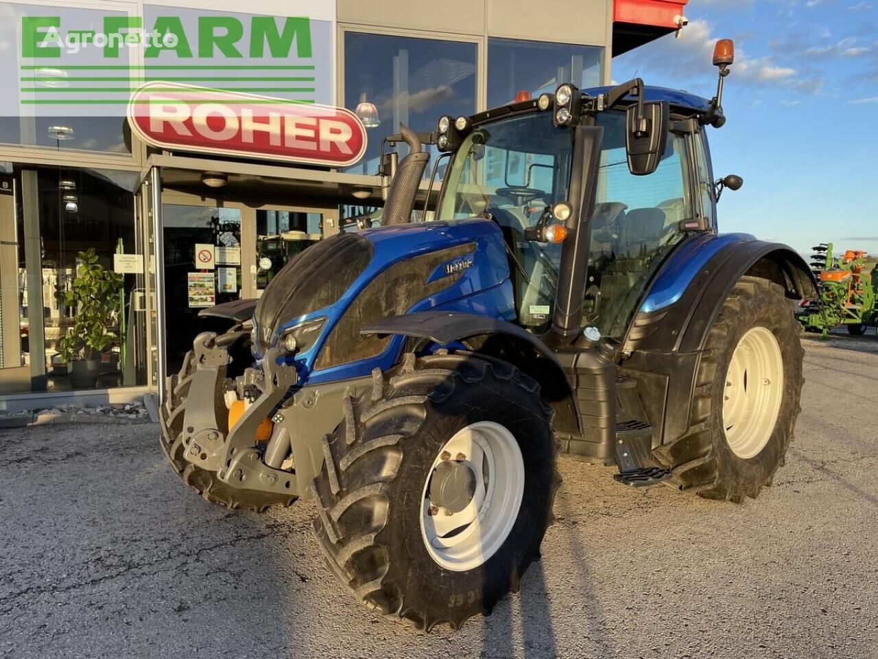 ratinis traktorius Valtra n104 hitech