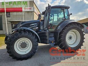 جرار بعجلات Valtra t 175e d