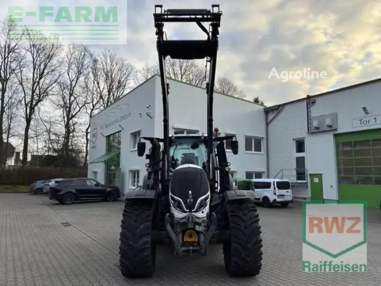 Kolový traktor Valtra t215d - Agroline