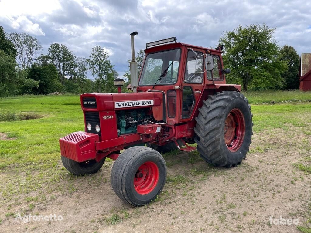 tracteur à roues Volvo BM T 650