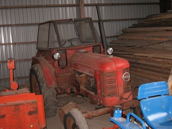 Volvo BM T22 wheel tractor