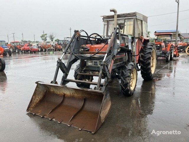 Yanmar TRACTOR(Yanmar) traktor på hjul