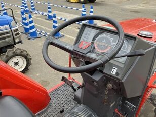 tracteur &agrave; roues Yanmar TRACTOR(Yanmar)