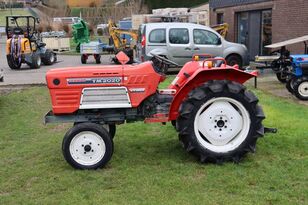 Yanmar YM2020 ホイールトラクター