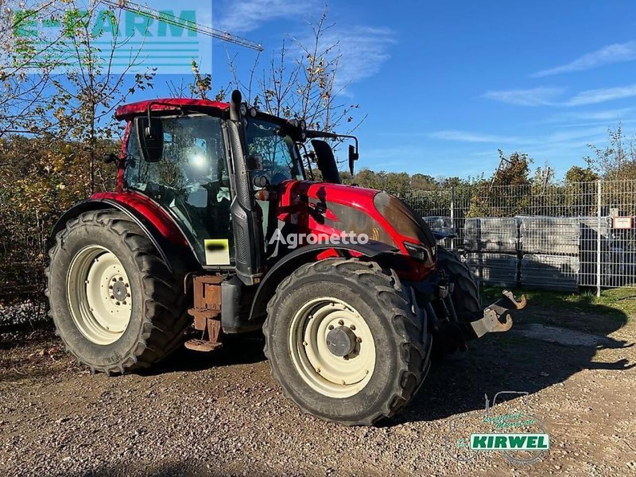 n 104 wheel tractor