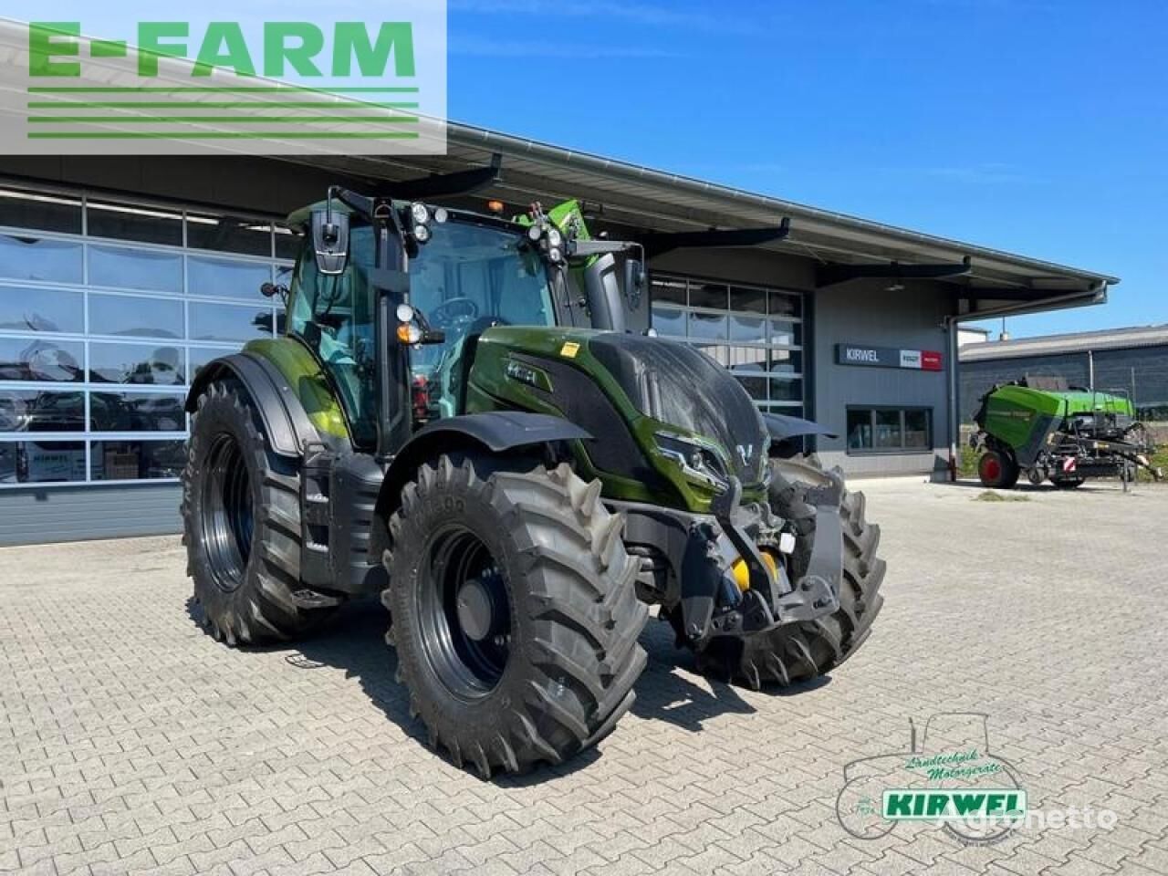 t 215 versu tractor de ruedas