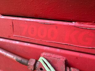 بيع ماكينة تقطيع الأغصان TP 200 PTO Flishugger med 7 tons Spragelse høj/lav tipvogn og kn - صورة 17 | Agroline SA ماكينة تقطيع الأغصان TP 200 PTO Flishugger med 7 tons Spragelse høj/lav tipvogn og kn | صورة 17 - Agroline